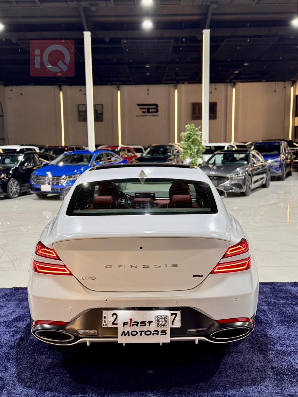جنسس G70